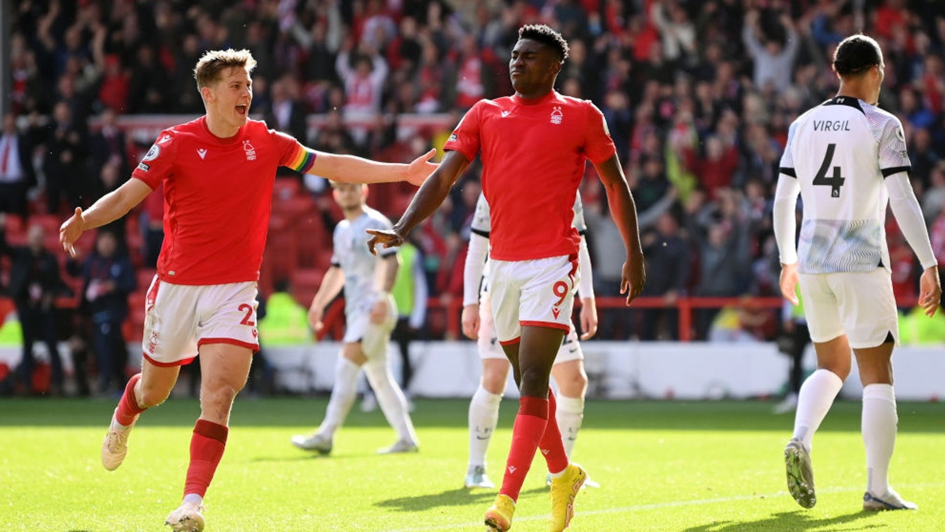 斯与佛罗伦 斯与佛罗伦